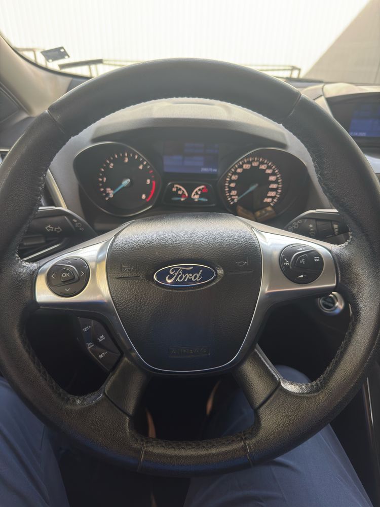 FORD KUGA 2. 0TDCI . 163кс . 2013г . TITANIUM PLUS. 4X4 . АВТОМАТИК!