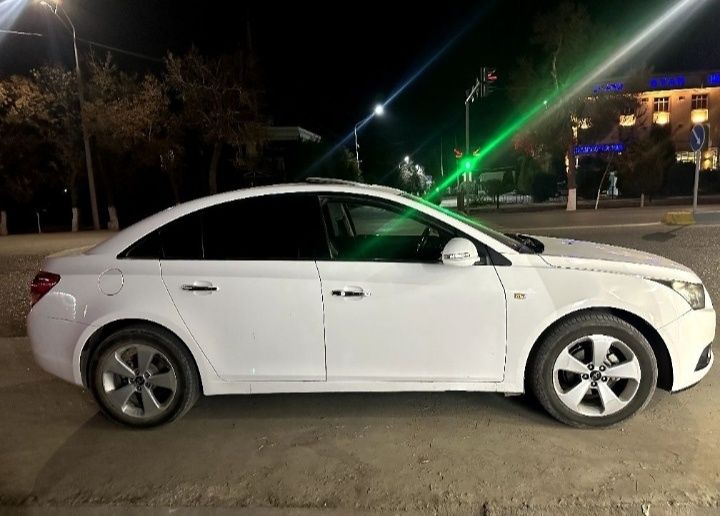 cruze sotiladi srochna