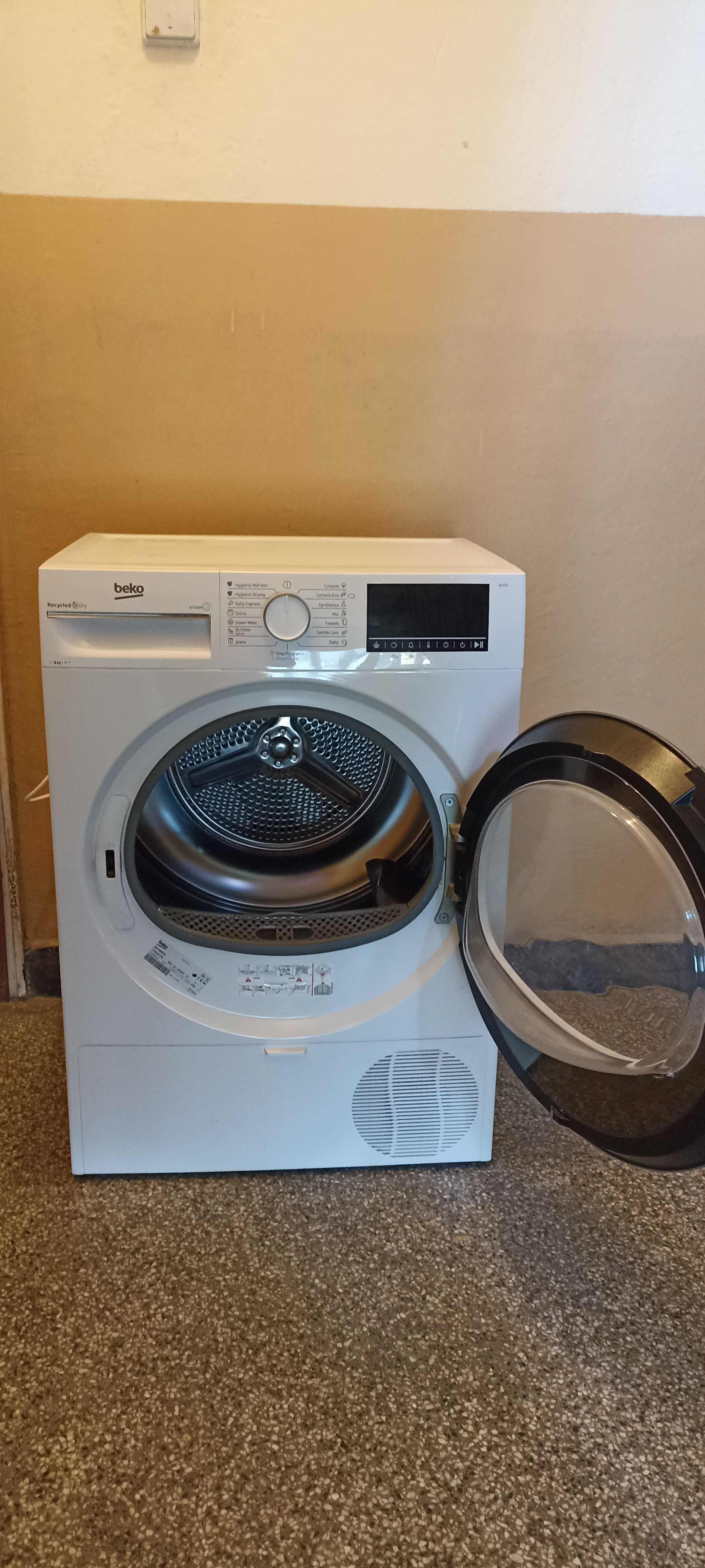 Продавам сушилня Беко B3T68230 с термопомпа