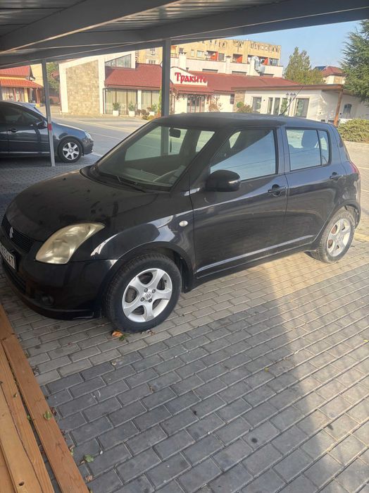 Продавам Сузуки Суифт 2006 г.