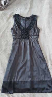 Черна елегантна сатенена рокля Soaked In Luxury