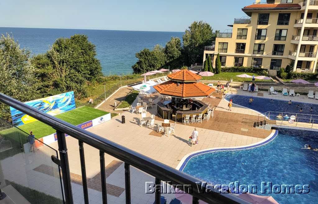 Продава се Двустаен апартамент в Бяла - 80 кв.м за 874 €/кв.м - Снимка #12