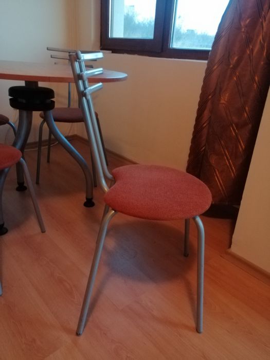 Маса трапезна със столове