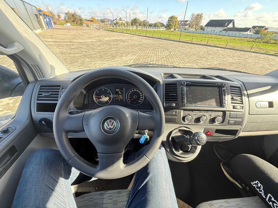 Volkswagen Transporter 5 2.0 TDI 140 CP 2010