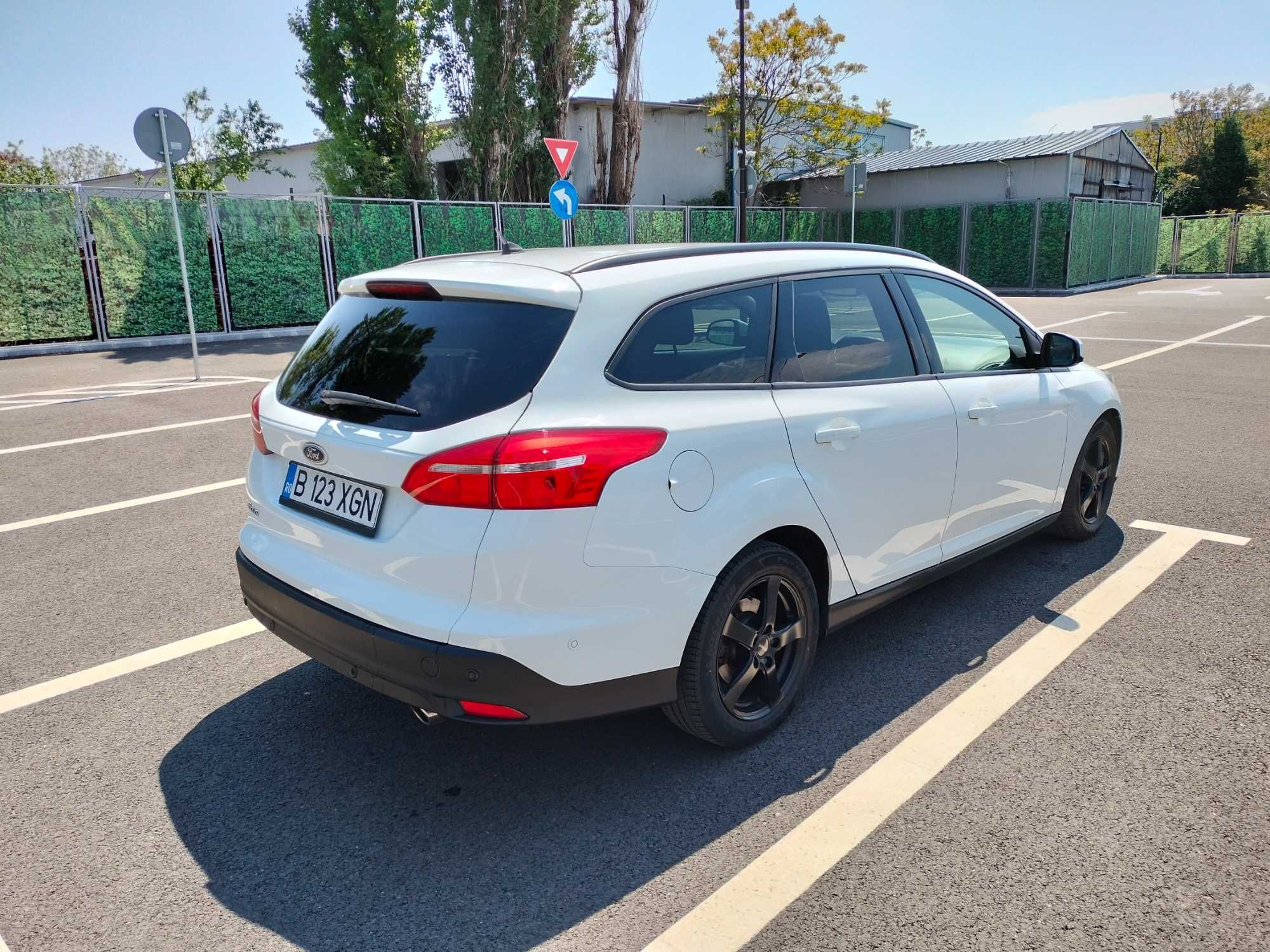Ford Focus/ Cutie Automata/ 2.0 150 Cp / Navi - Sync / Volan Incalzit