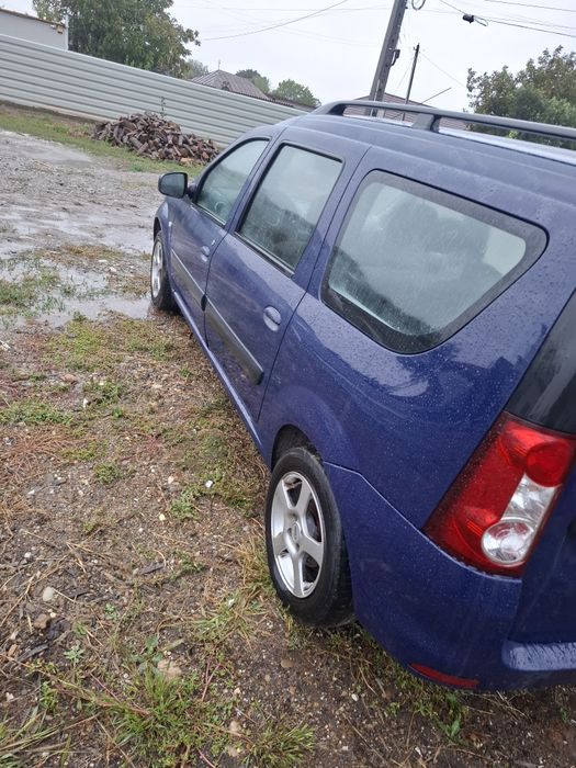 Dacia Logan MCV 1.6 16 v 2010
