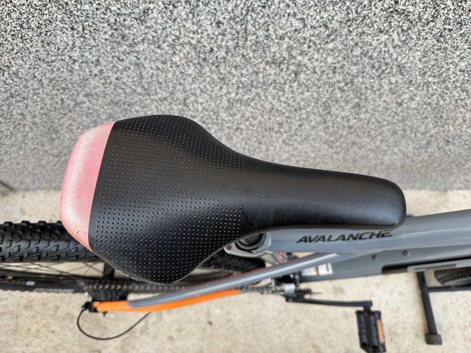 GT Avalanche 29 – алуминиев планински велосипед с хидравлични спирачки