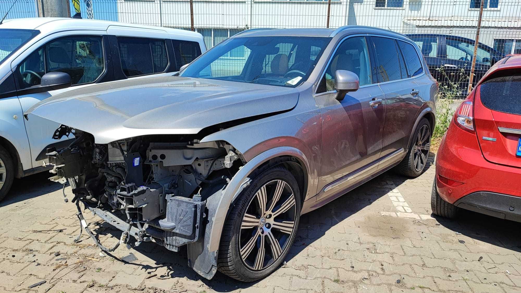 VOLVO XC90 HIBRID (diesel + electric)
