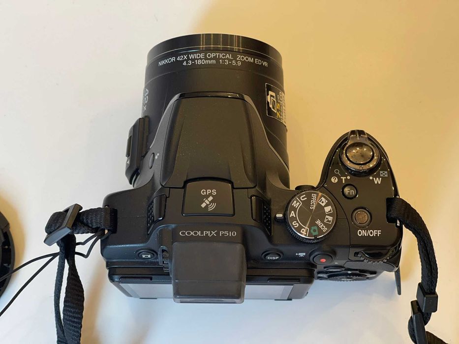 Nikon Coolpix P510 – 16,1 MP, 42× zoom optic, stare bună