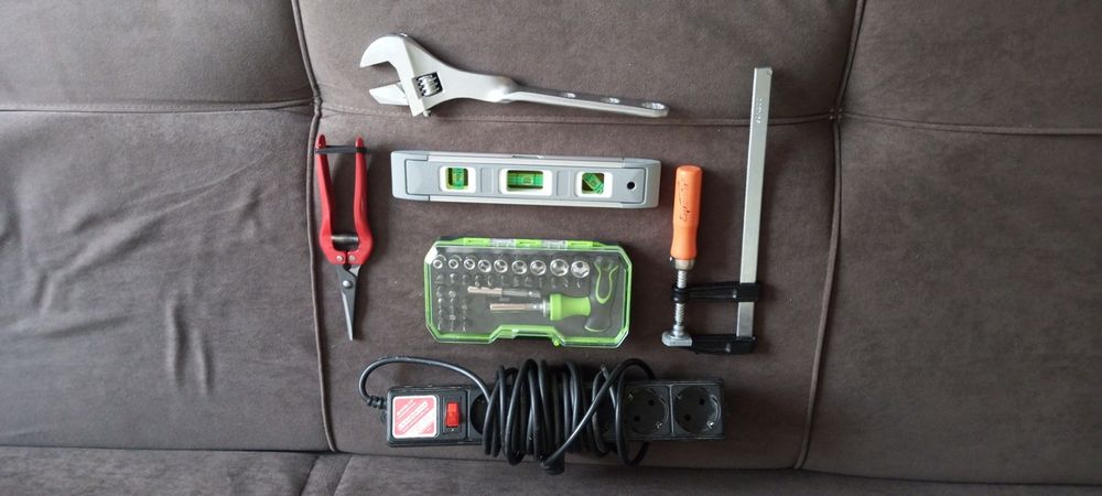 Продам кучу всякого инструмента !!!