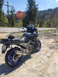 Motocicleta Yamaha TDM 900