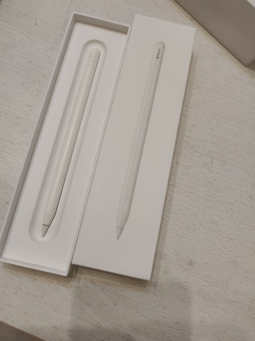 Продам Ipad air (4 поколения) и apple pencil (2 поколения)
