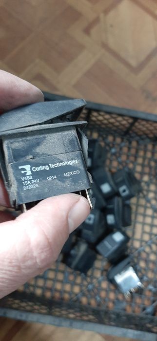 Butoane bord Bova Lexio Carling Technologies