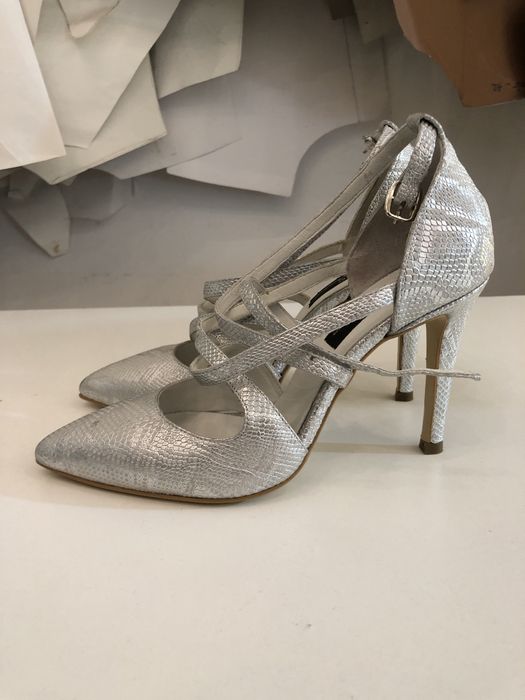 Pantofi argintii Aliss cu barete, marimea 37