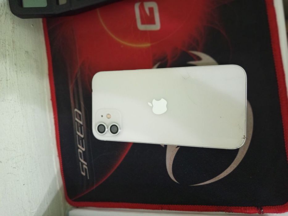 iphone 12 ozimiki oladgonla tel qsin.