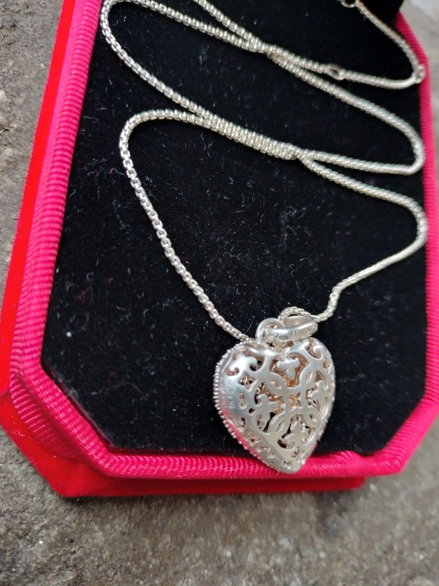 Lantisor cu Diamante, Pendativ- Fleur de Lis par Cœur® l
