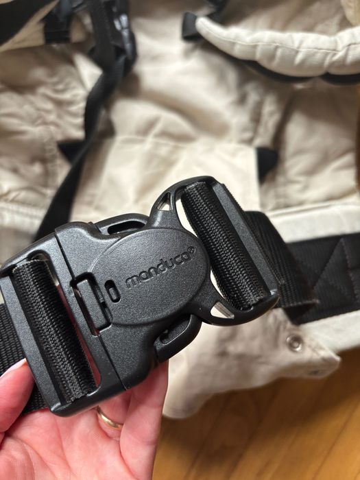 Manduca sistem de purtare