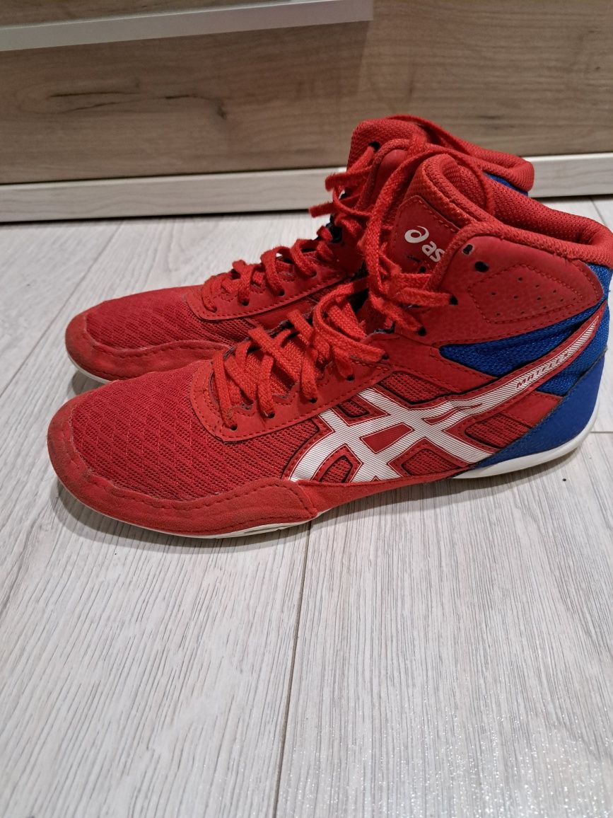 Борцовки ASICS 38 номер