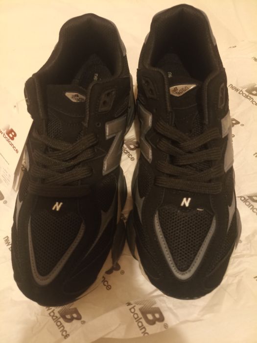 Adidasi new balance 9060