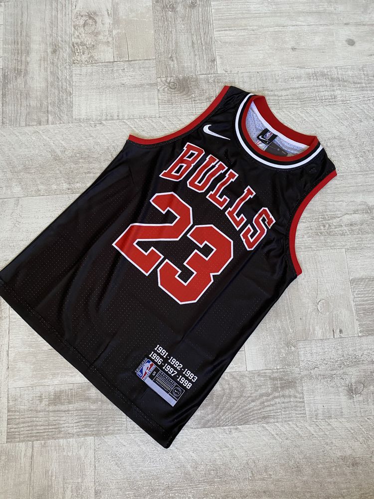 Maieu Bulls Jordan XL ‼️OFERTA‼️