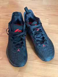 Маратонки Nike Air Jordan Luka 1 "Bred" 40 номер - 25см / Черни Кецове