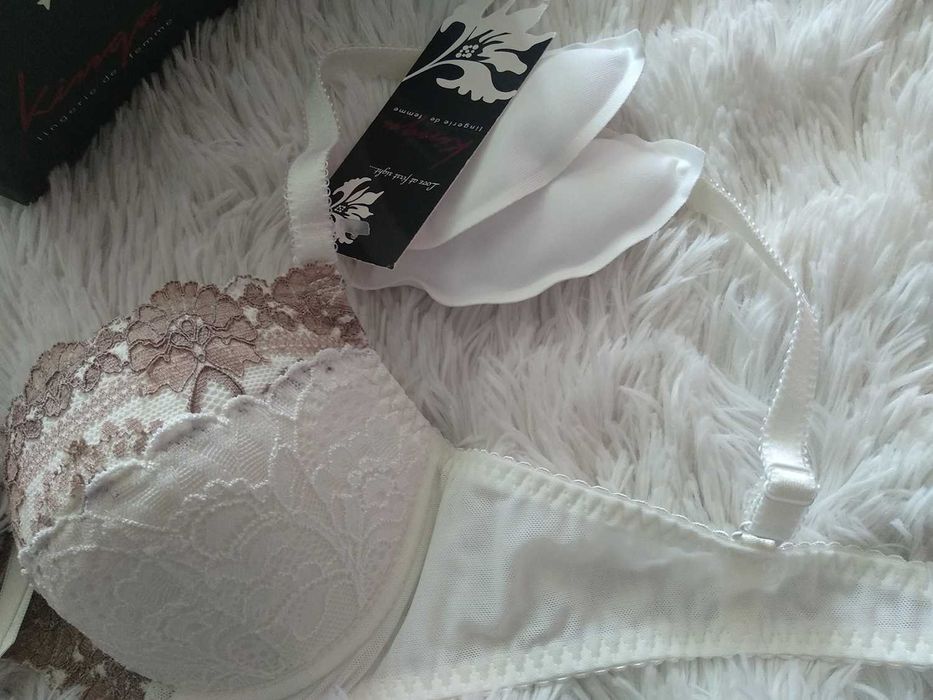 Kinga Кинга Нов сутиен с етикети и кутия