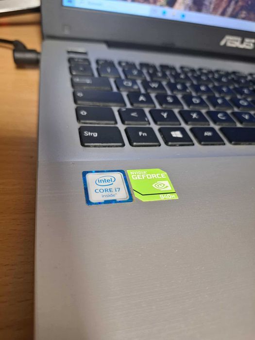 ASUS laptop – i7, 8GB, SSD 240GB, GeForce 940M