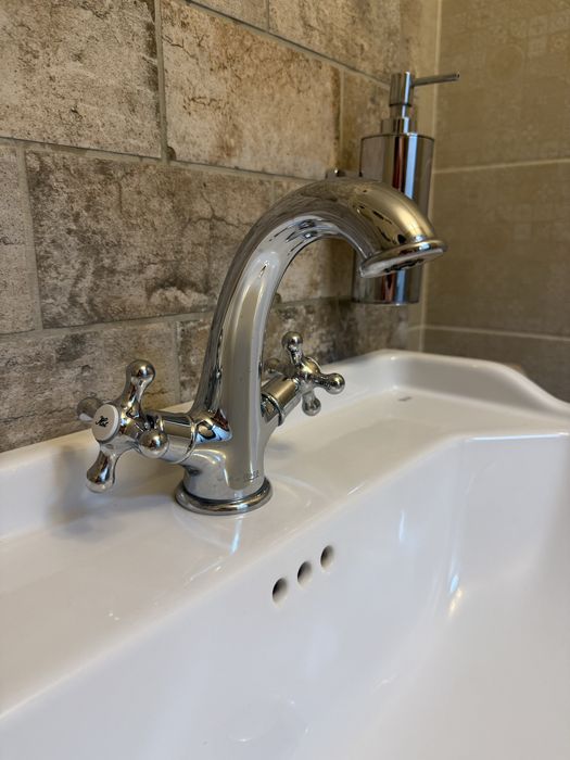 Мивка и смесител ROCA