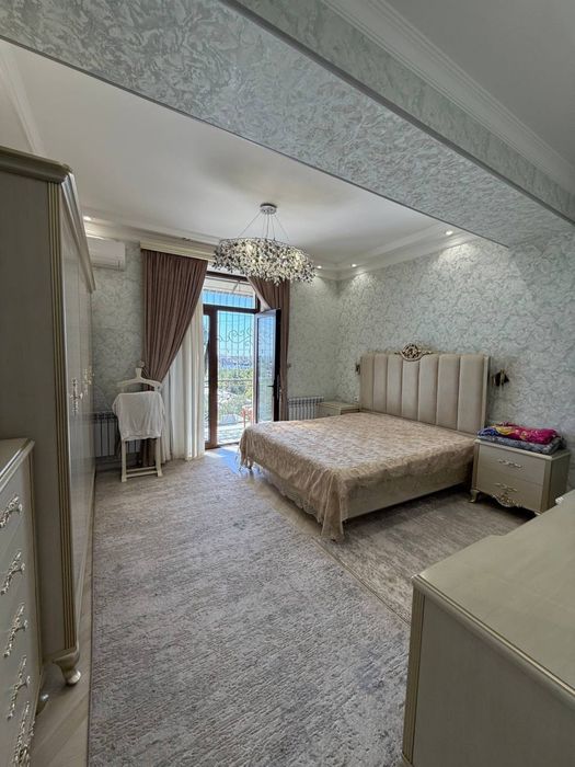 Срочно Продаётся 4-х комнатная квартира в Чиланзаре