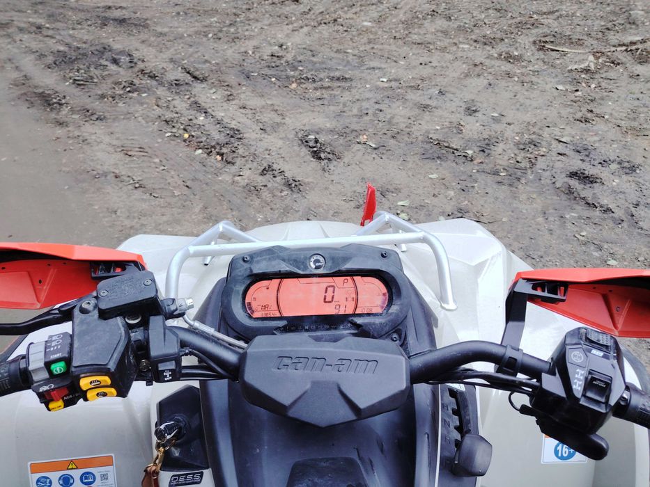 Vând Can-am outlander 1000 xcc an 2022