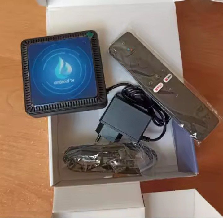 8/128Gb android Tv box