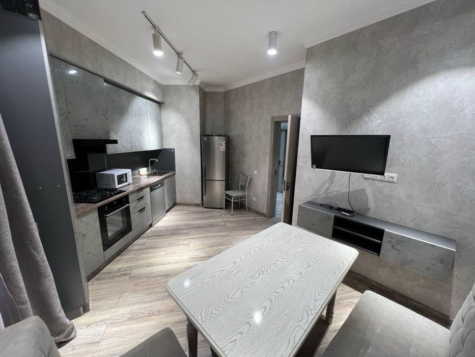 Новостройка Parisien квартира 2 комнатная Golden House