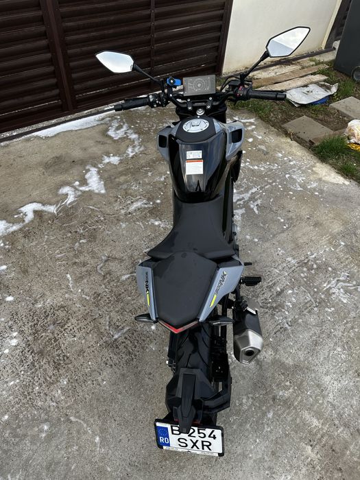 CFMOTO 300NK 2025