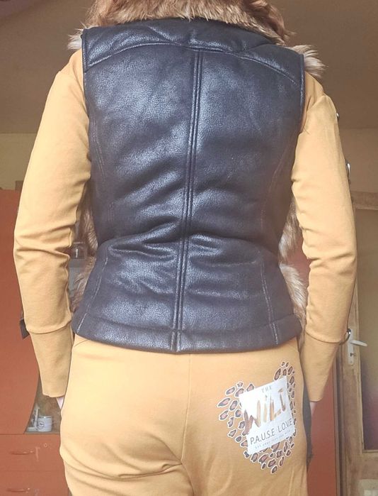 Топъл елек Юнона