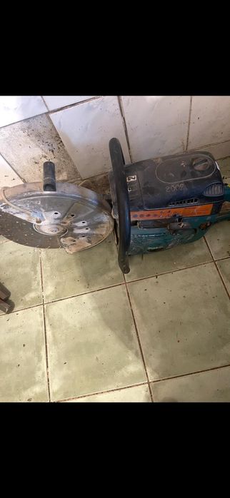 Drujba de tăiat asfalt Makita