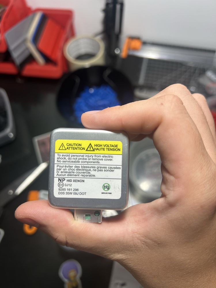 Vând Becuri Xenon D3S EXOD 6000k