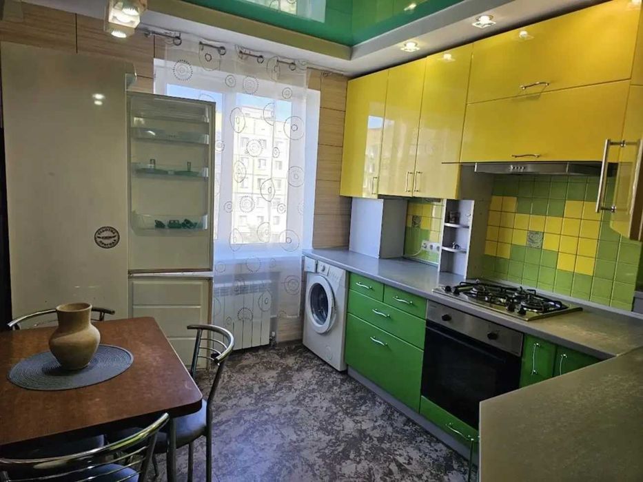 Дава се под наем Двустаен апартамент в София, Зона Б-18 - 65 кв.м за 459 € - Снимка #2