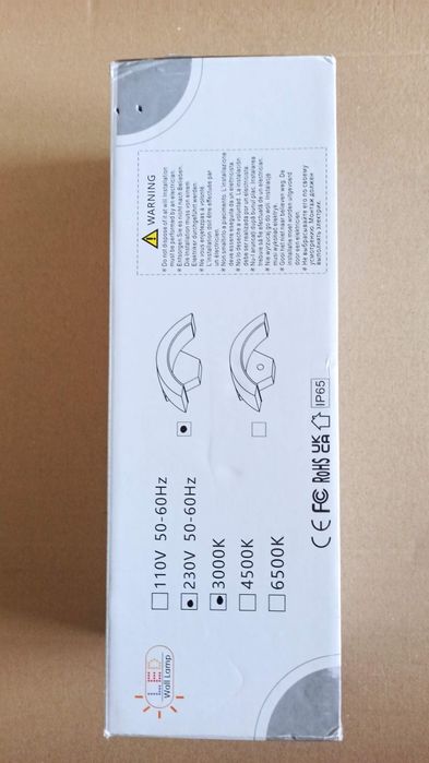 Lampă de perete led