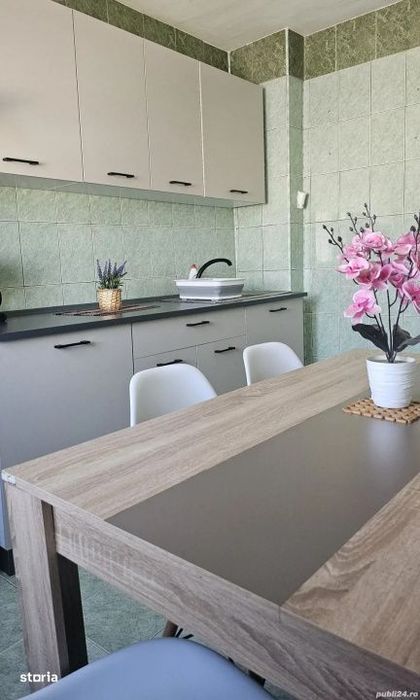 De vanzare – Apartament 3 camere, Casa de Cultura, Constanta