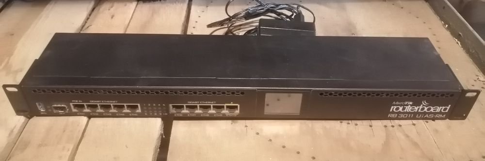 Роутер Mikrotik RB 3011 UiAS-RM