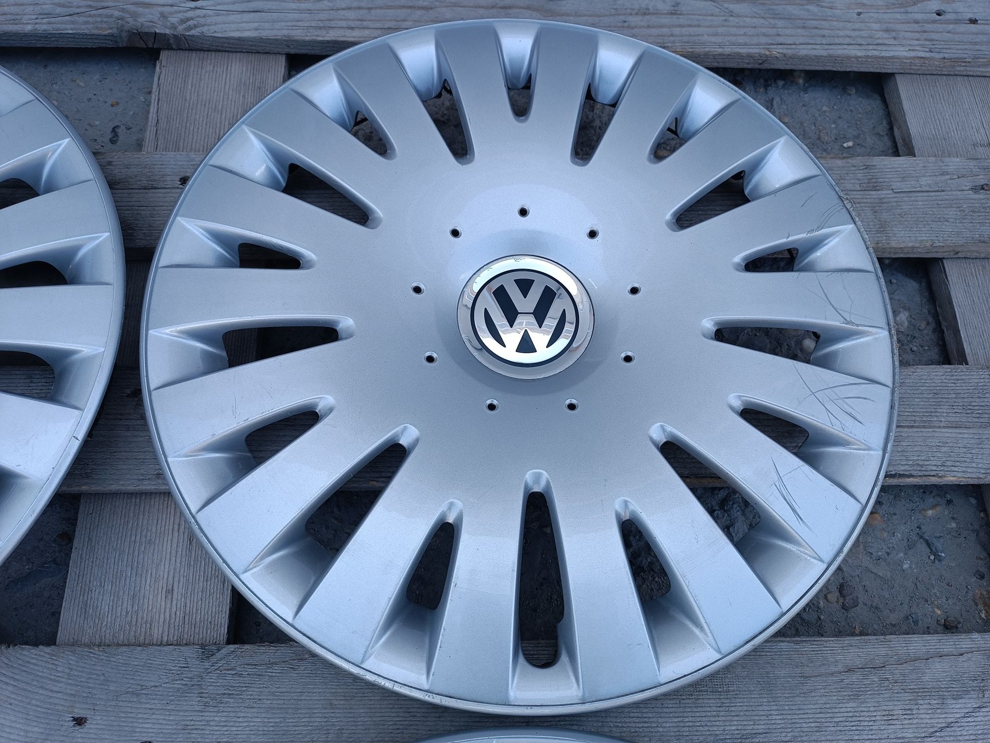 Оригинални тасове VW 16 цола
