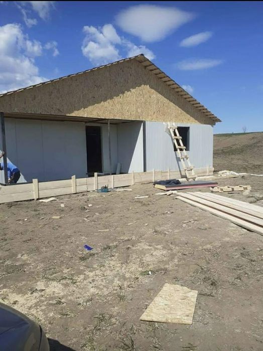 Casa, garaje auto si containere modulare tip birou, dimensiuni in func