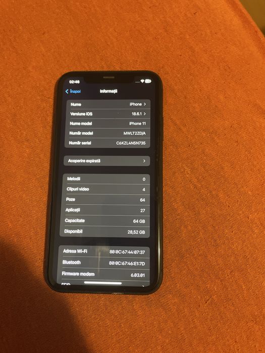 Vand iphone 11 ,in stare foarte buna