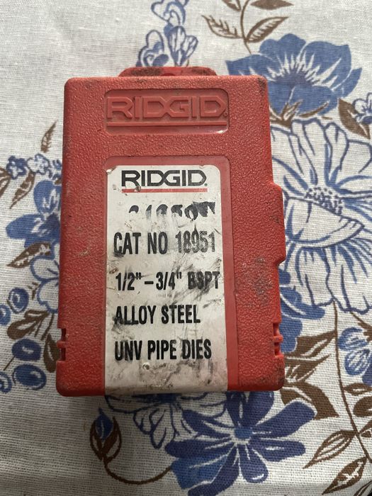 RIDGID UNV din oțel aliat BSPT de 1/2" - 3/4", cod CAT 18951