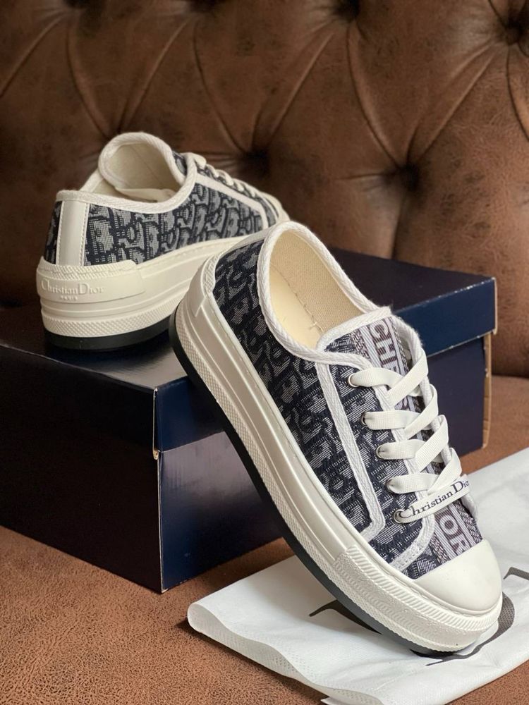 Adidasi Dior noi !!! Marimi 36/40 !!!