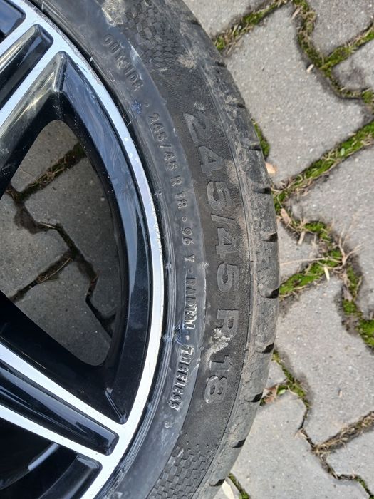 Roată completă Mercedes A2134011900