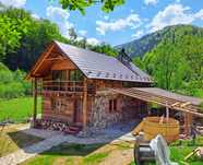 Închiriez Cabană si ATV-uri în Valea Drăganului
