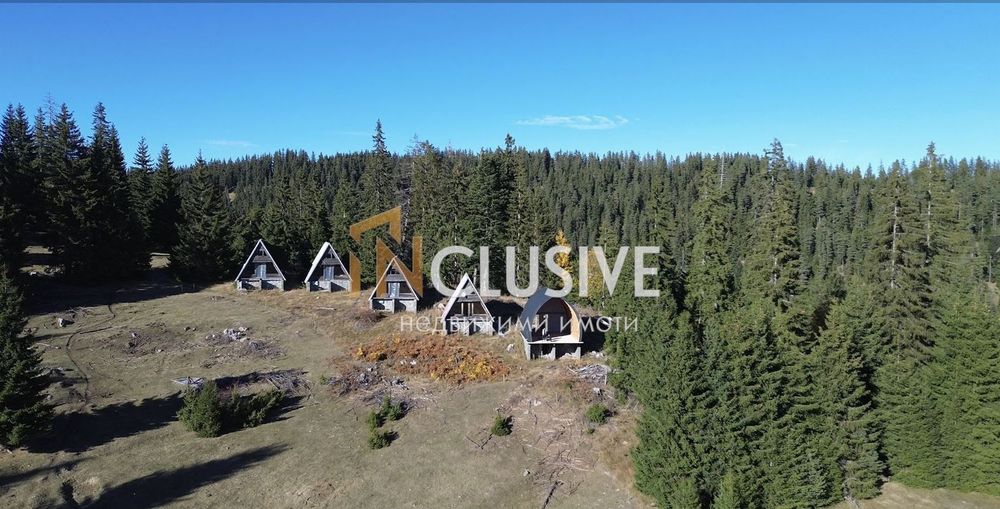 5 бунгала в Пампорово парцеил 2100кв. ток вода канаялизация