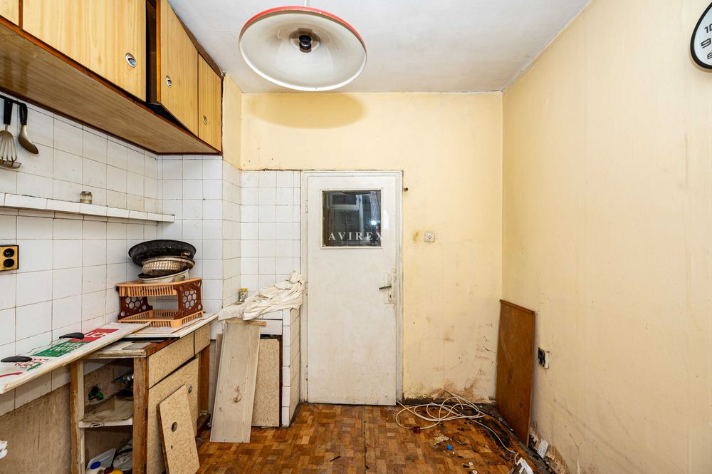 Продава се Тристаен апартамент в Пловдив, Христо Смирненски - 86 кв.м за 971 €/кв.м - Снимка #14