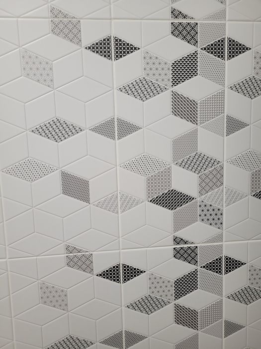 Продам плитку за 7000